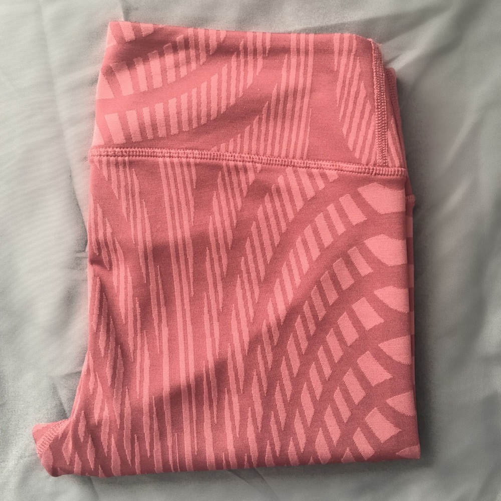 Alo yoga the motion leggings Grenache arches